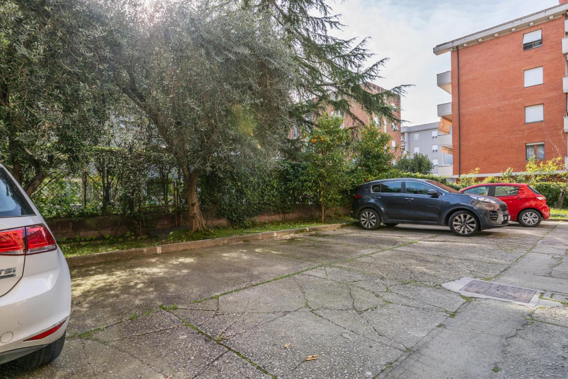 Appartamento Elegant Apartment, *